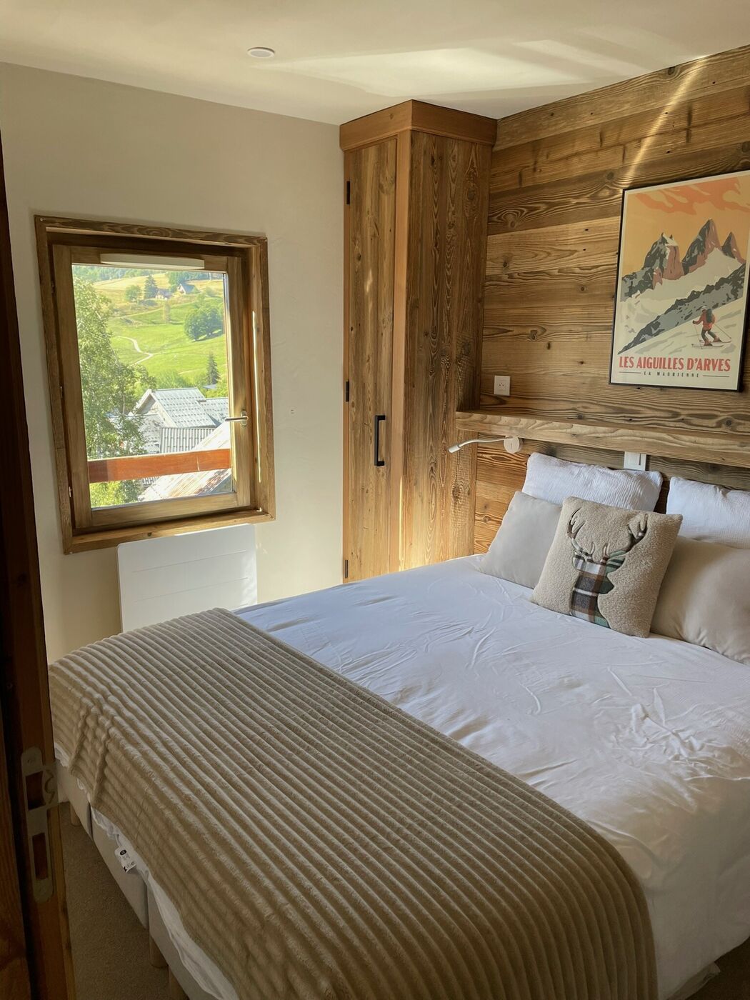 Chambre Edelweiss, vue sur la vallée
